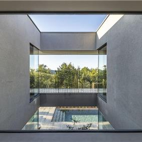 2 Bedroom Villa with Infinity Pool in Buzet, Istria, Sleeps 4